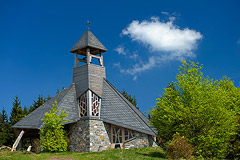 Die Quernst-Kapelle wurde auf historischem Grund neu errichtet